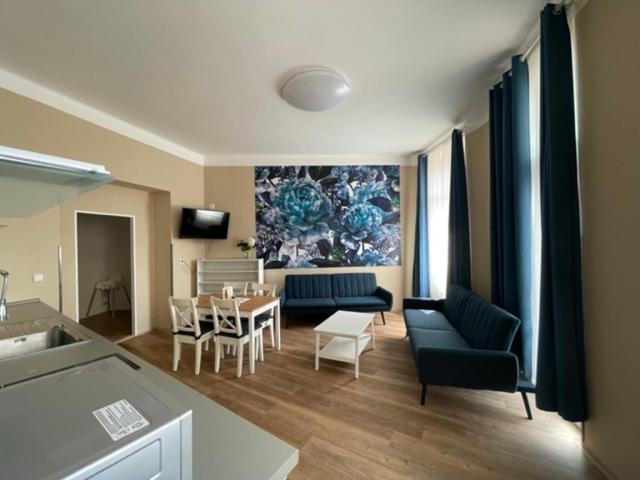 Apartman Galerie Дечин Экстерьер фото